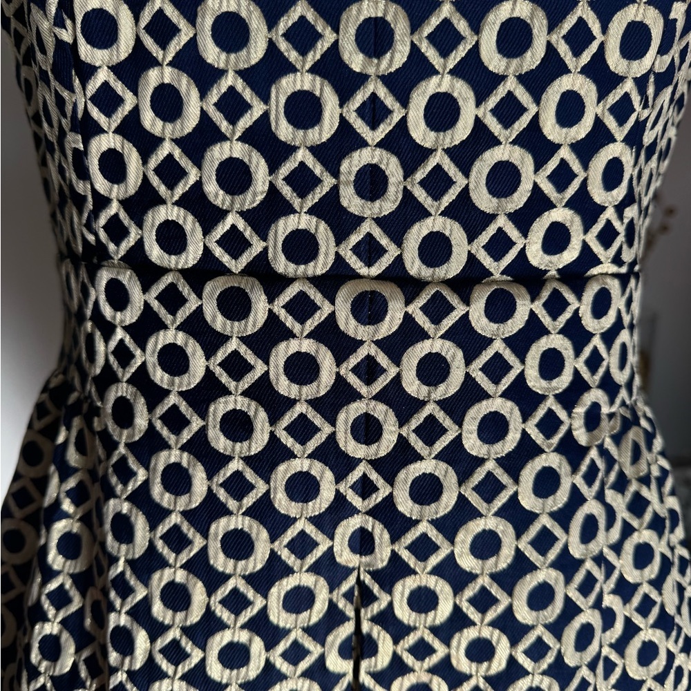 Ralph Lauren Navy and Gold Geometric Mini Dress. Ptp 17” length 34” - Picture 4 of 10